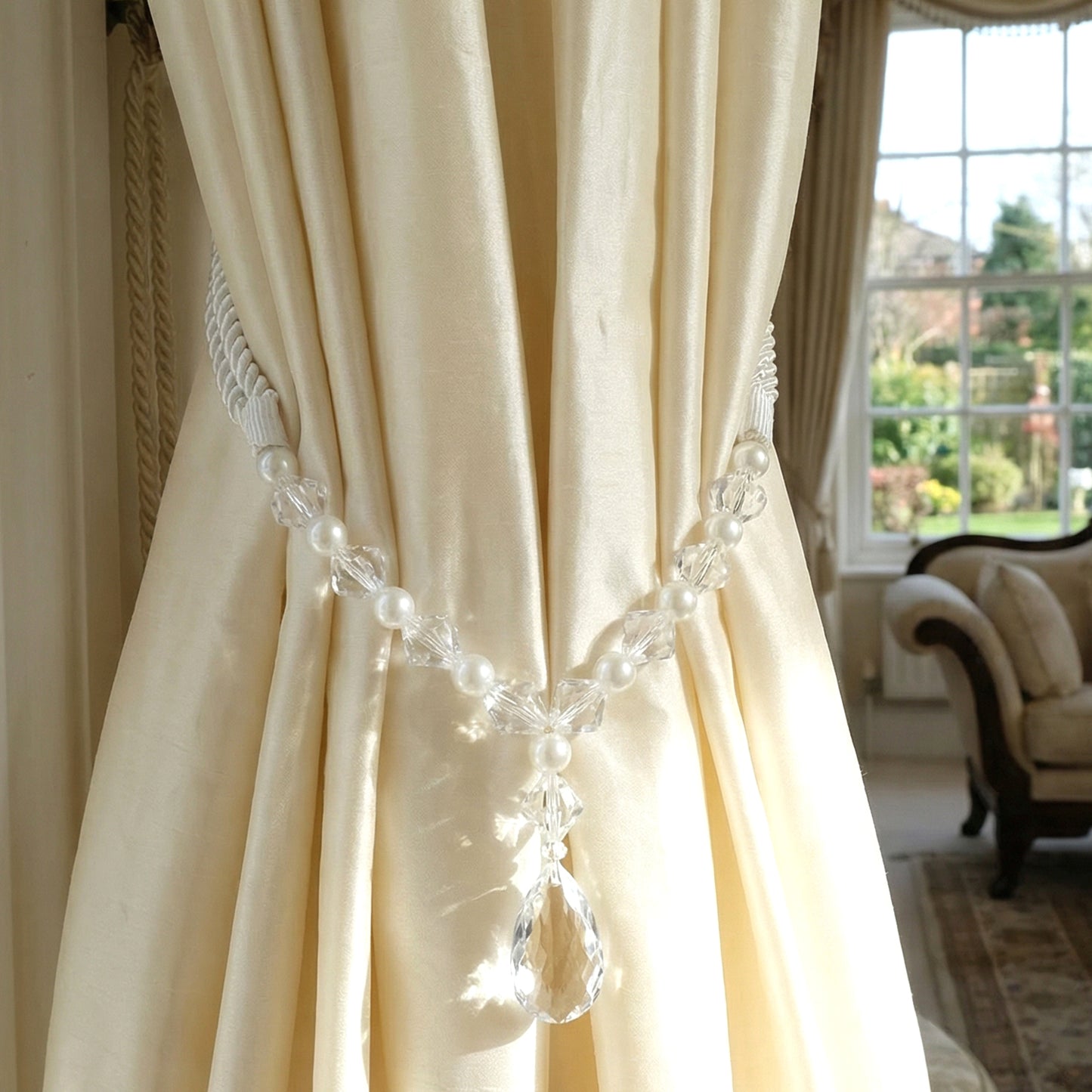 Luxury Crystal And Pearl Beaded Curtain Tieback (1 Pc)