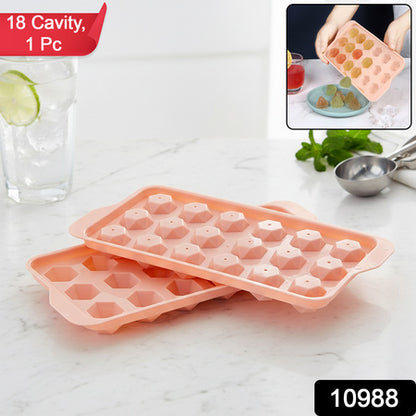 Durable Plastic Ice Cube Tray (1 Pc)