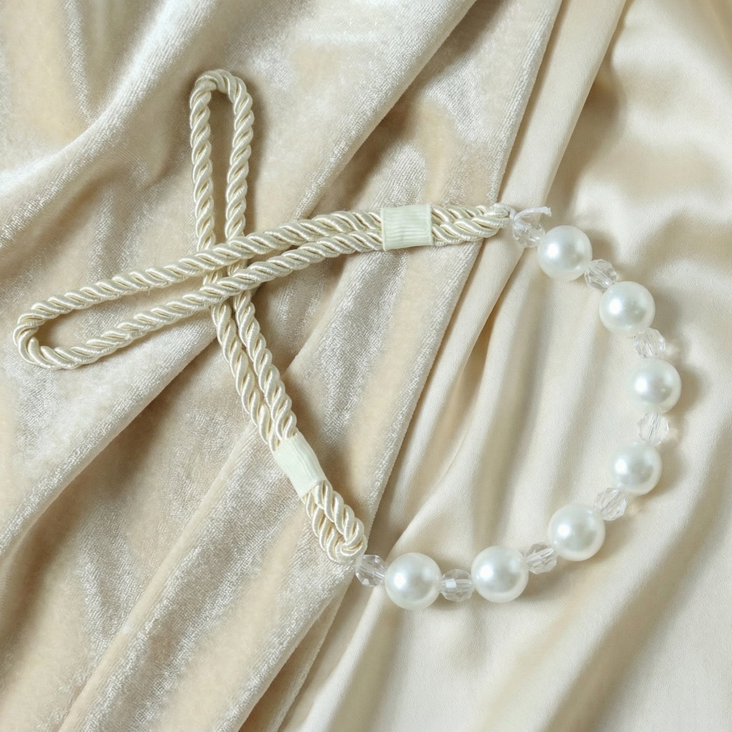 Elegant Pearl Beaded Curtain Tieback (1 Pc)